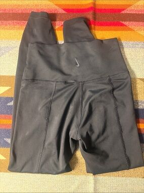 Nike Black Athletic High-Waist Leggings